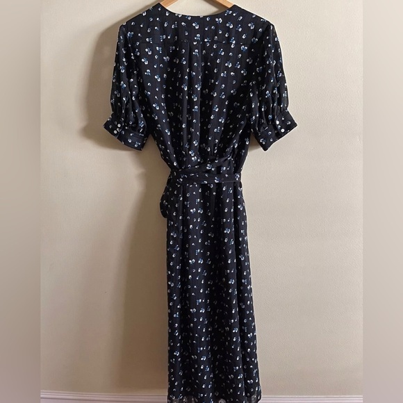 The East order Ami Floral Wrap Midi Dress women’s size XS - Picture 6 of 8